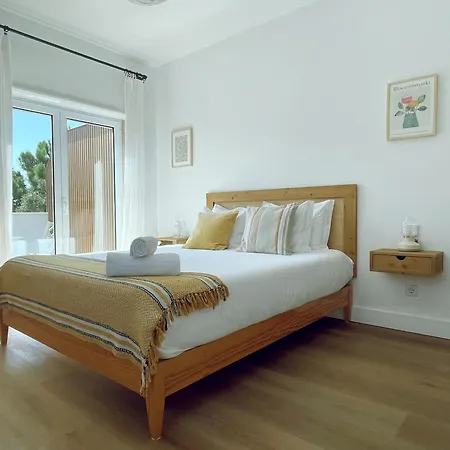 Oliva Konukevi Ericeira