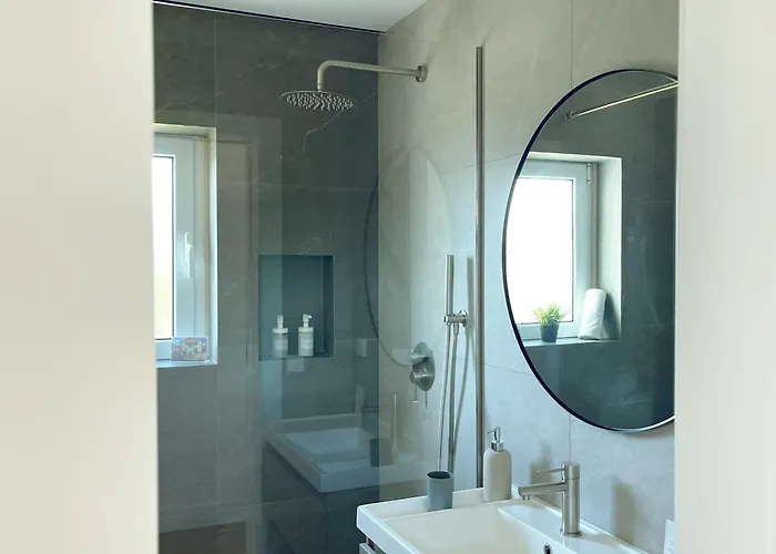 ゲストハウス Oliva 4*